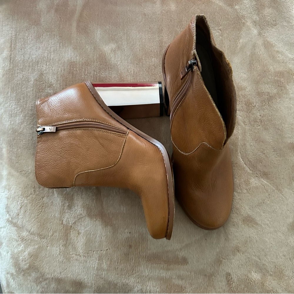 Chinese Laundry Raylin Booties - Picture 4 of 8